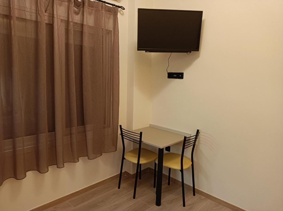 Apartment Dipla 3 Athens Exterior photo